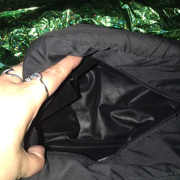 LIMITED EDITION VICTORIA SECRET PINK PINEAPPLE SHOULDER BAG - Picture 6 of 7